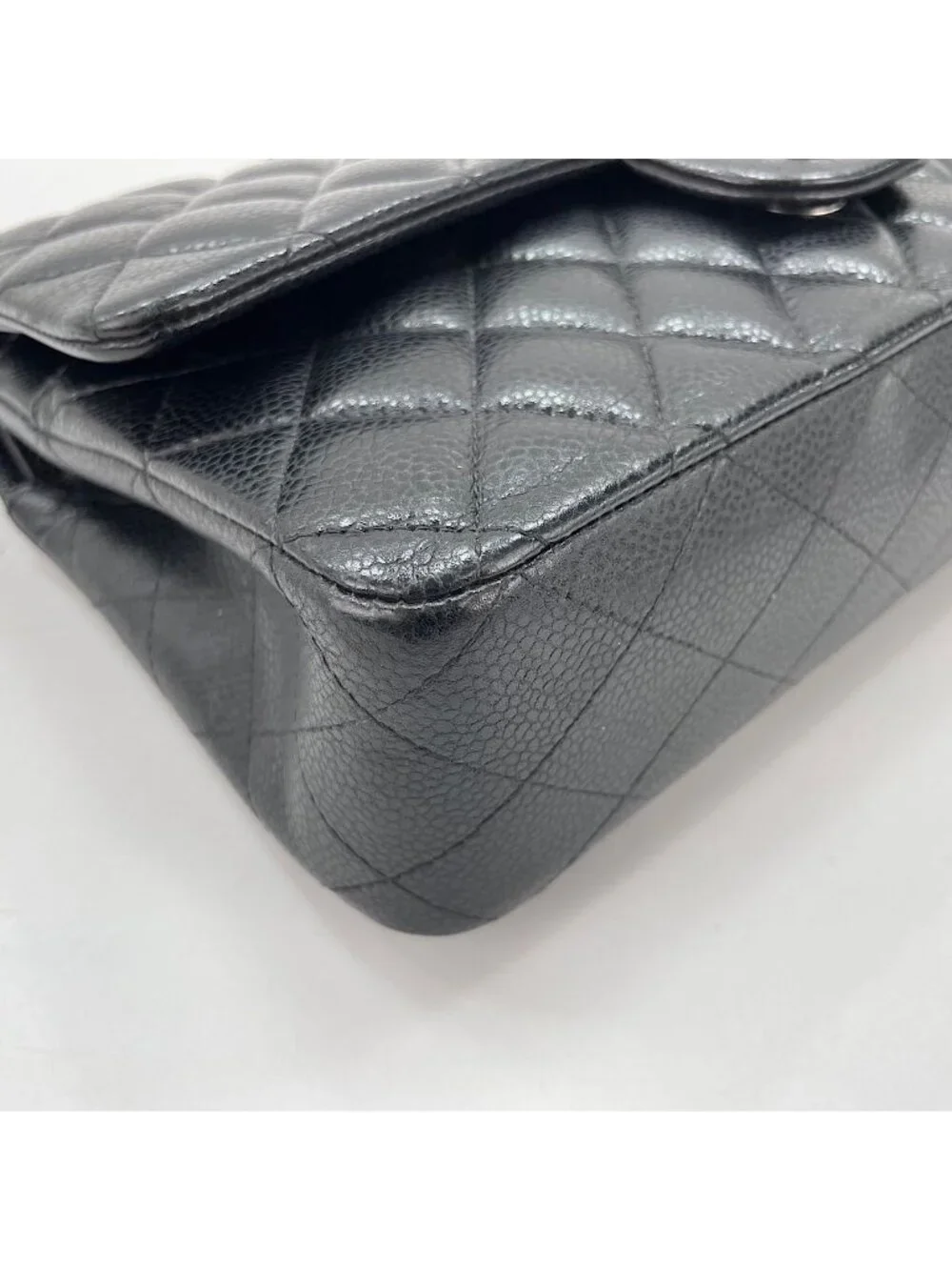 Chanel Shoulder Bag Quilted 25